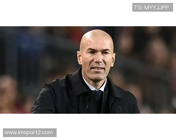 叶海亚遭对手飞身撞击头部吉达联合后卫朱莱丹被罚下场引发争议 叶海亚遭对手飞身撞击头部吉达联合后卫朱莱丹被罚下场引发争议