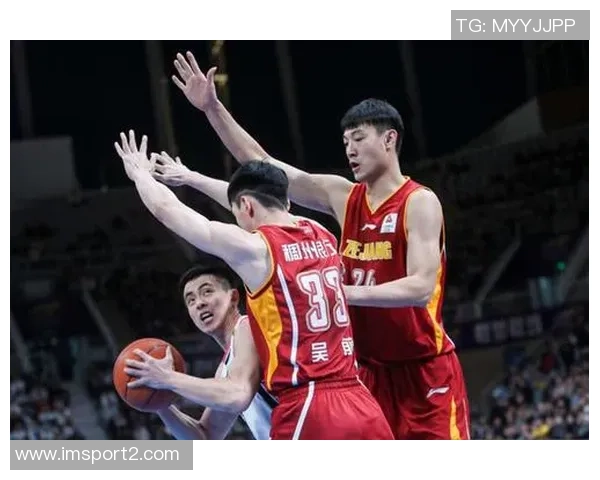 爱德华兹赞麦丹全力以赴攻防两端的关键作用与球队依赖程度