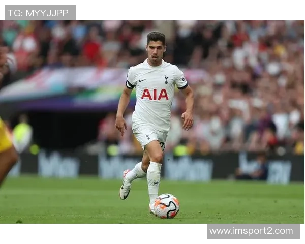 斯基拉报道佛罗伦萨租购热刺前锋所罗门成为帕拉蒂奇新任首签