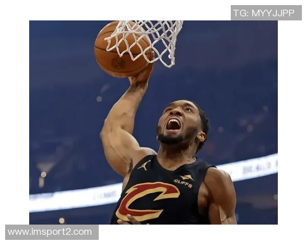 米切尔复出表现抢眼全场砍下30分7板8助可惜球队未能获胜